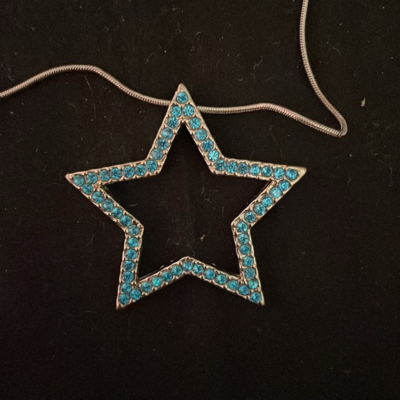 4/$20 | big blue star necklace with crystals - Picture 2 of 4